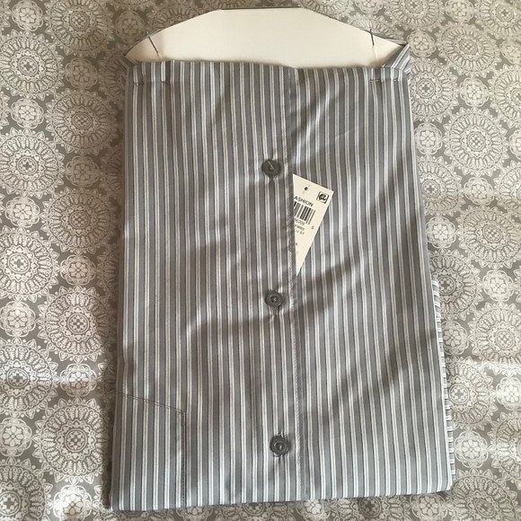 Two Men’s Long Sleeve Dress Shirts, size large - Picture 8 of 11
